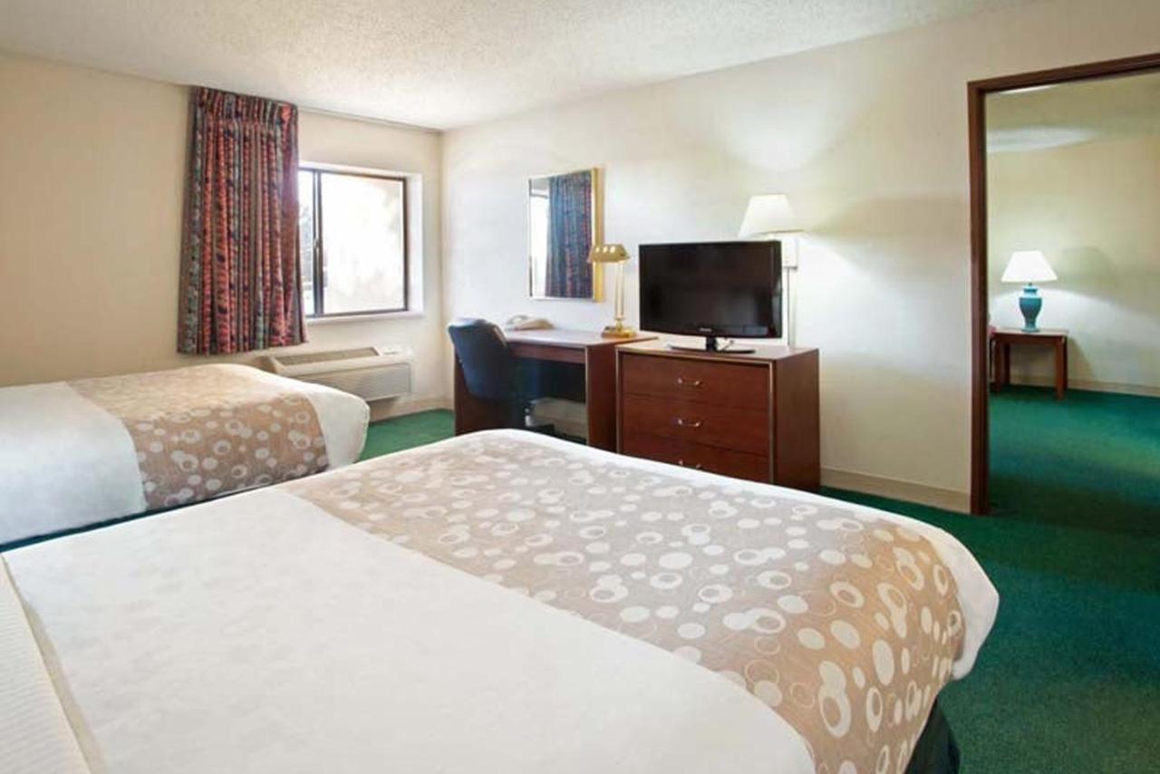 Norwood Inn & Suites Indianapolis East Post Drive Kültér fotó