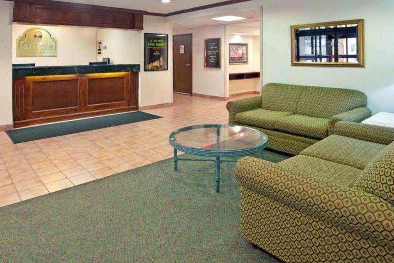 Norwood Inn & Suites Indianapolis East Post Drive Kültér fotó
