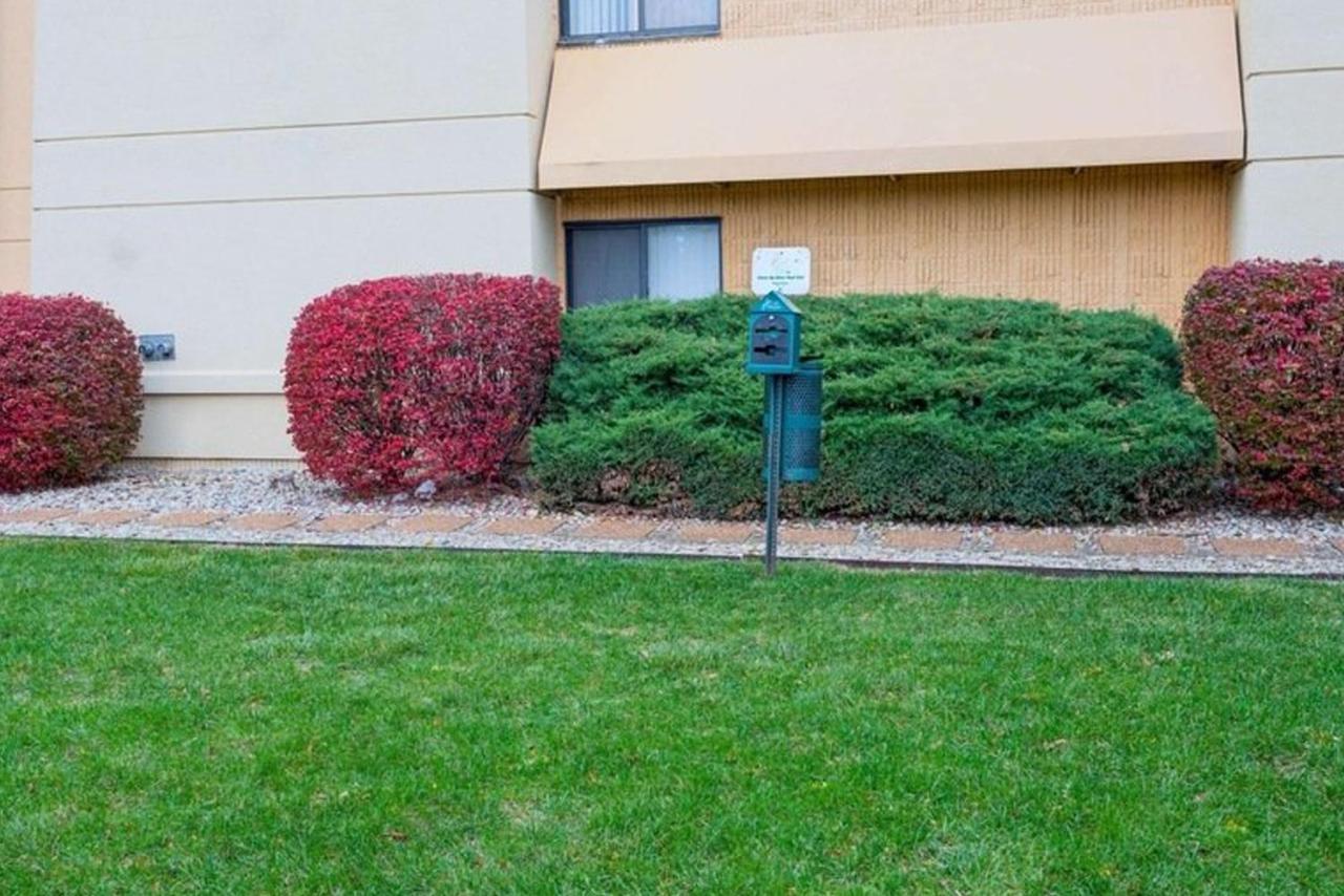 Norwood Inn & Suites Indianapolis East Post Drive Kültér fotó