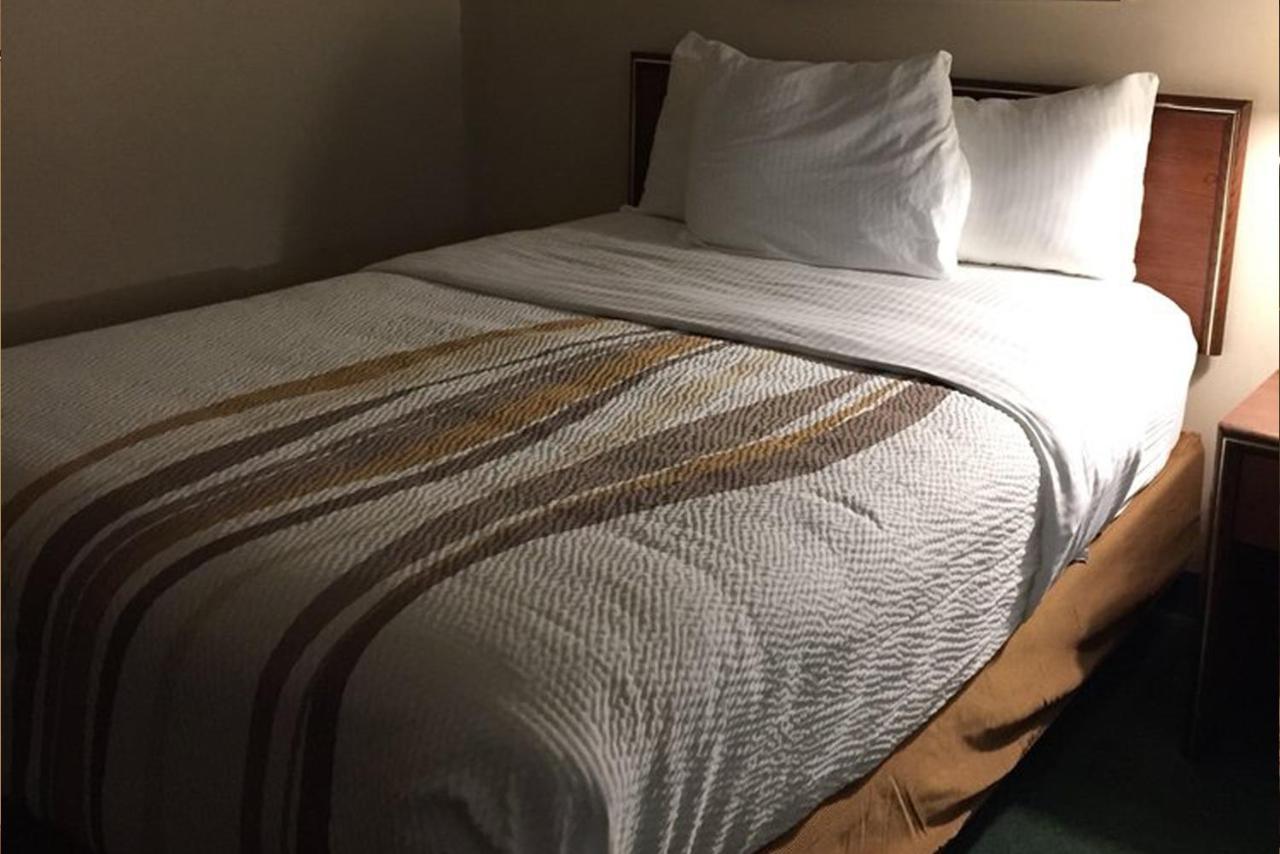 Norwood Inn & Suites Indianapolis East Post Drive Kültér fotó
